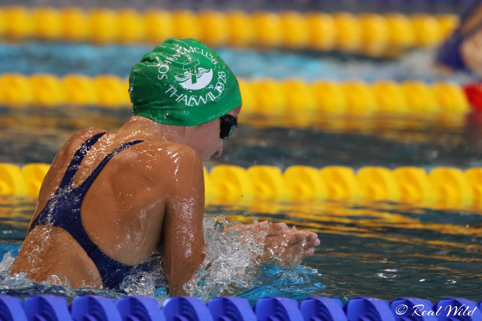 hero swimmer